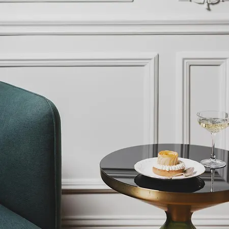 Singulier - Boutique & Anne Semonin 4*