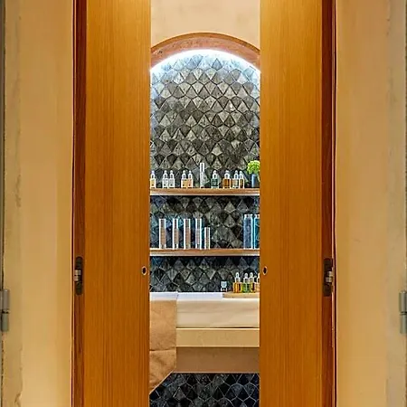 Hotel Singulier - Boutique & Anne Semonin