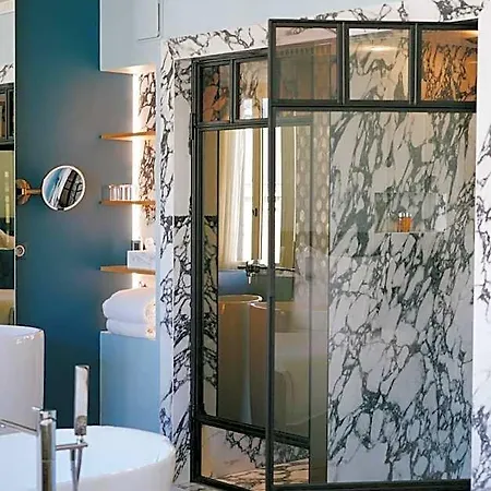 Отель Singulier - Boutique & Anne Semonin 4*