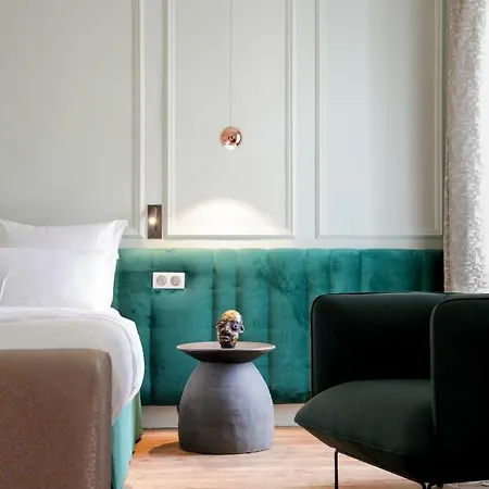 Singulier - Boutique & Anne Semonin Hotel 4*