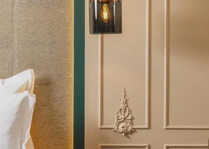 Singulier - Boutique & Anne Semonin