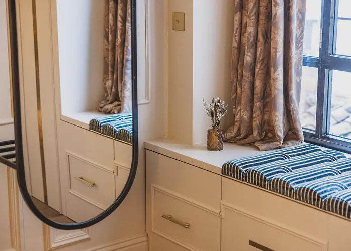 Singulier - Boutique & Anne Semonin Hotel 4*