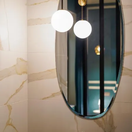 Singulier - Boutique & Anne Semonin 4* Bordeaux