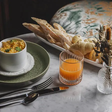 Singulier - Boutique & Anne Semonin