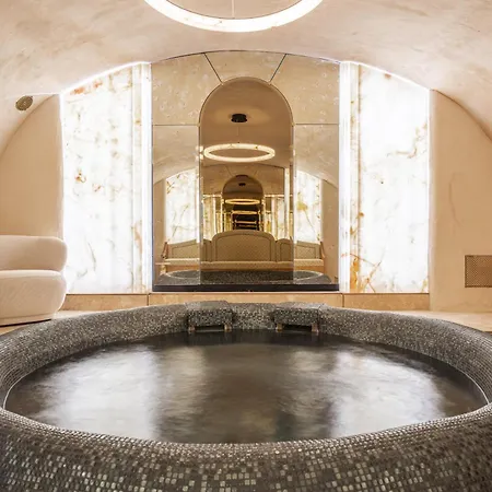 فندق Singulier - Boutique & Anne Semonin 4*