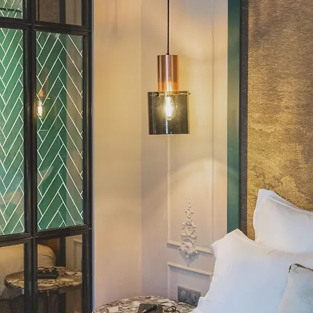 Singulier - Boutique & Anne Semonin 4* Bordeaux